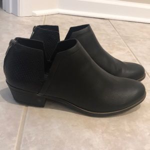 Women’s Sugar Ankle Back zip Ankle boots Sz 10M